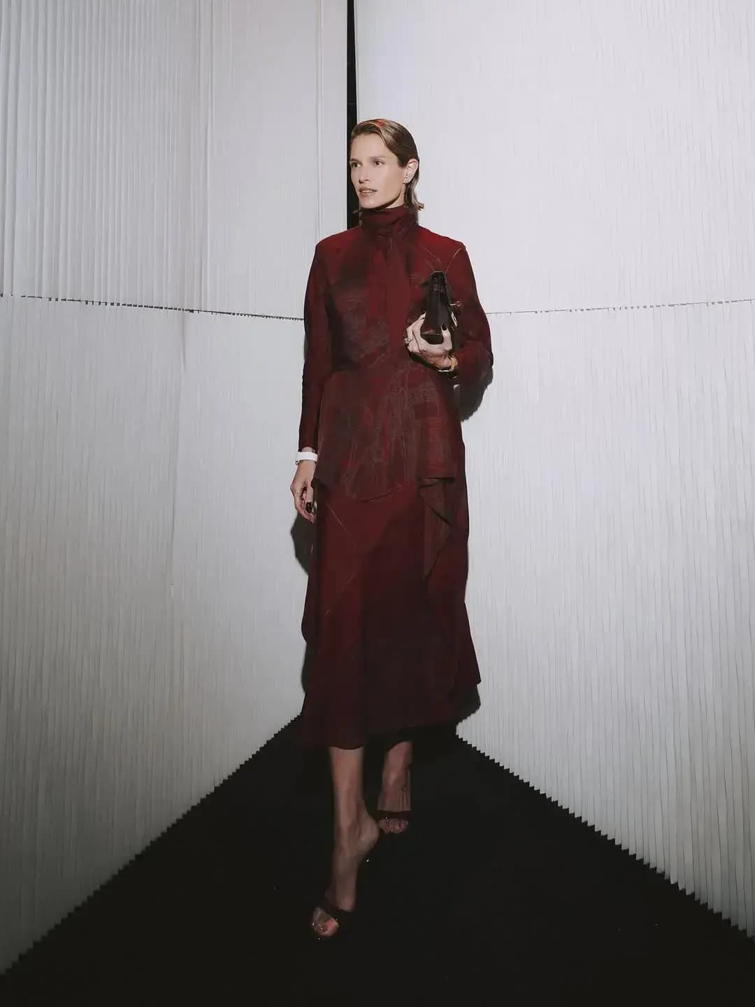 Helena Bordon x Hermes - beauty Rodrigo Costa - 1