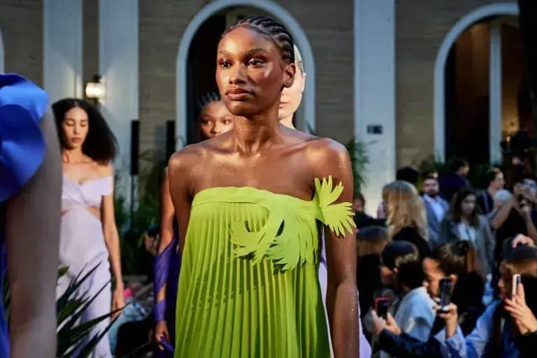 FABIANAMILLAZZO DESFILE — BELEZA POR RODRIGO COSTA - 1