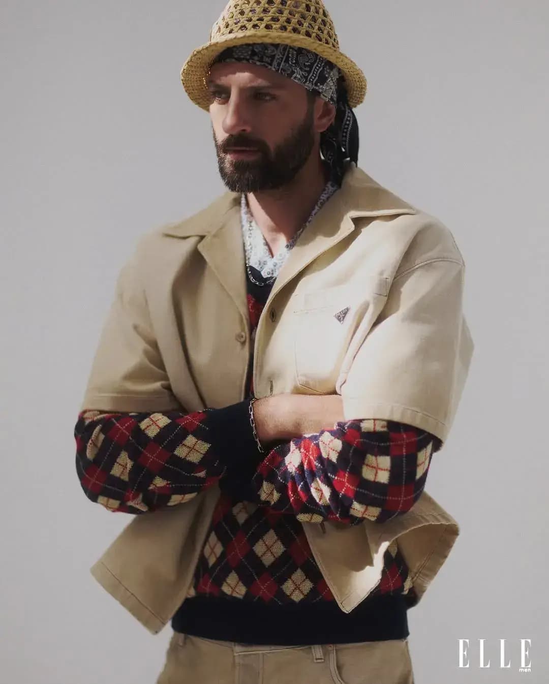Setembro 2024 - ELLE MEN -  beauty por Daniel Hernandez - 2