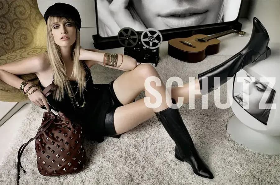 2016- SCHUTZ - 3