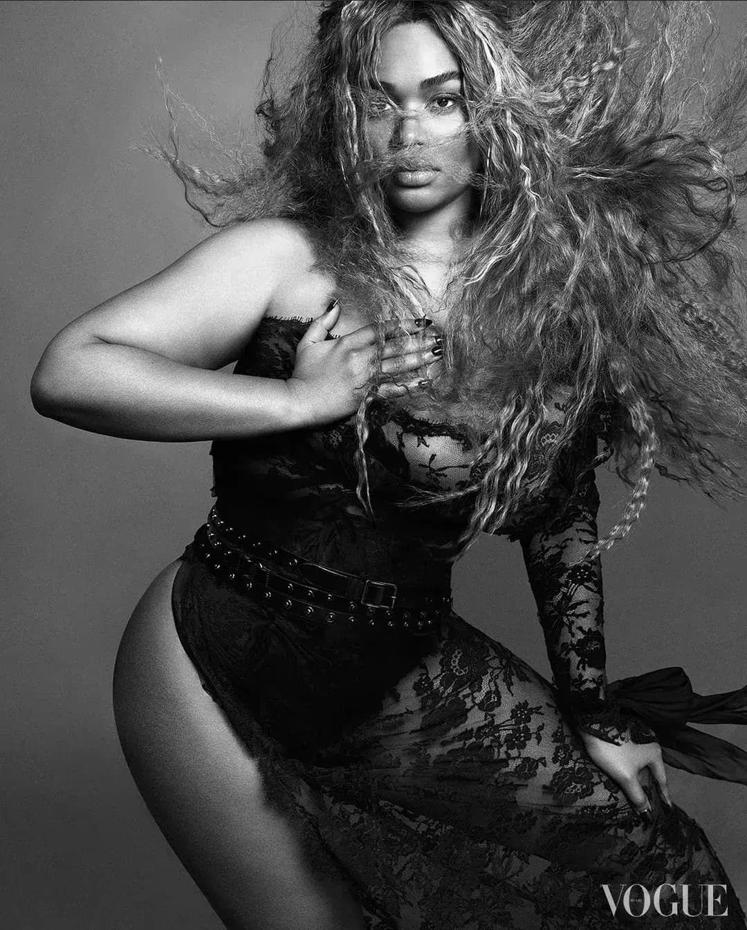 2021 VOGUE BRASIL COM PRECIOUS LEE BY LUIGI & IANGO - 4