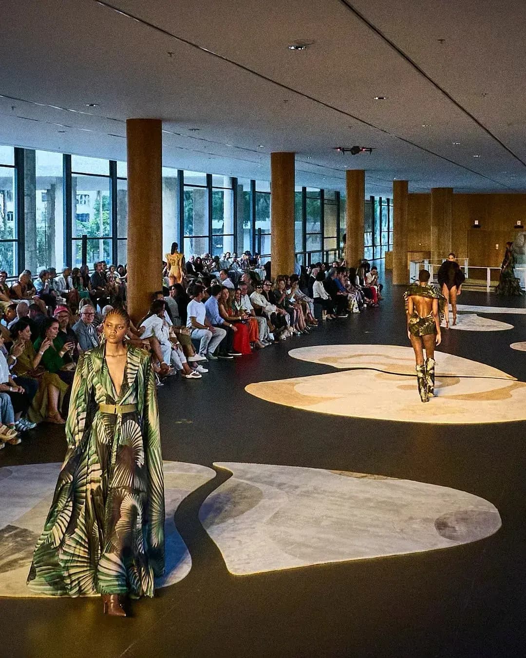 DESFILE LENNY – STYLING POR DANI UEDA - 2