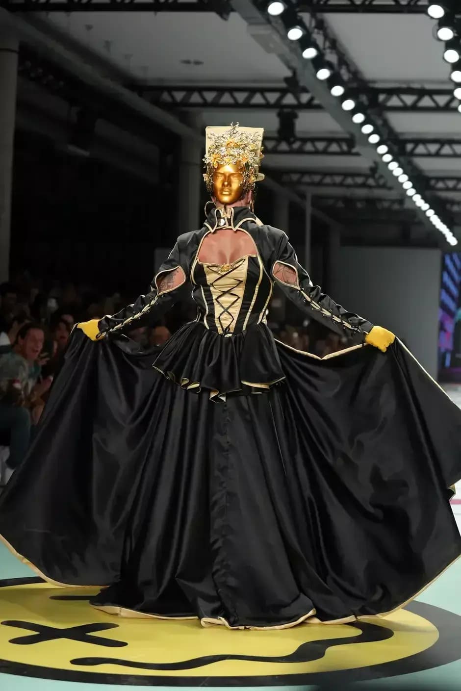 DARIO MITMANN – SPFW – STYLING POR DANI UEDA - 2