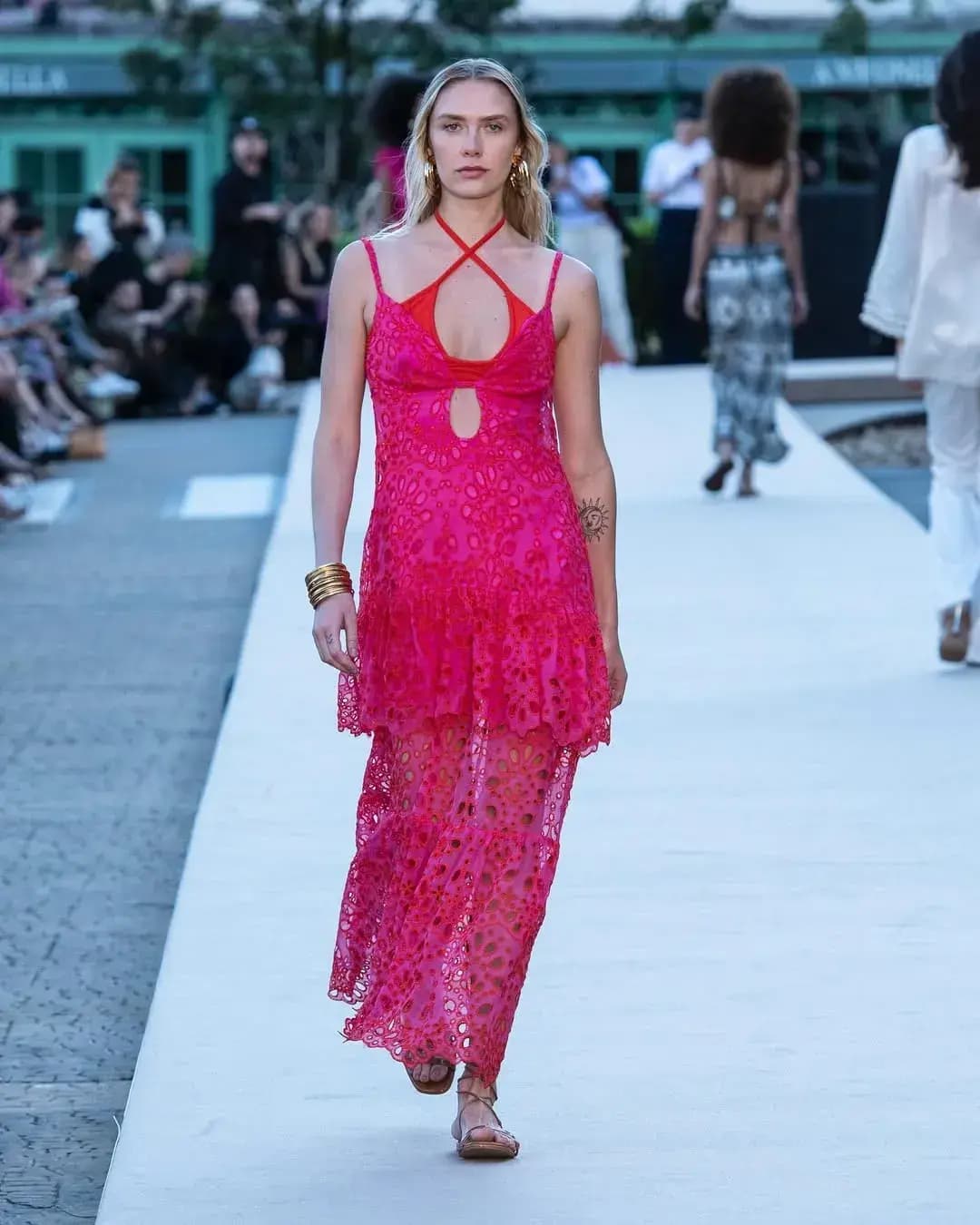 Coleção Verão 2024 da Skazi, styling por Dani Ueda - 7