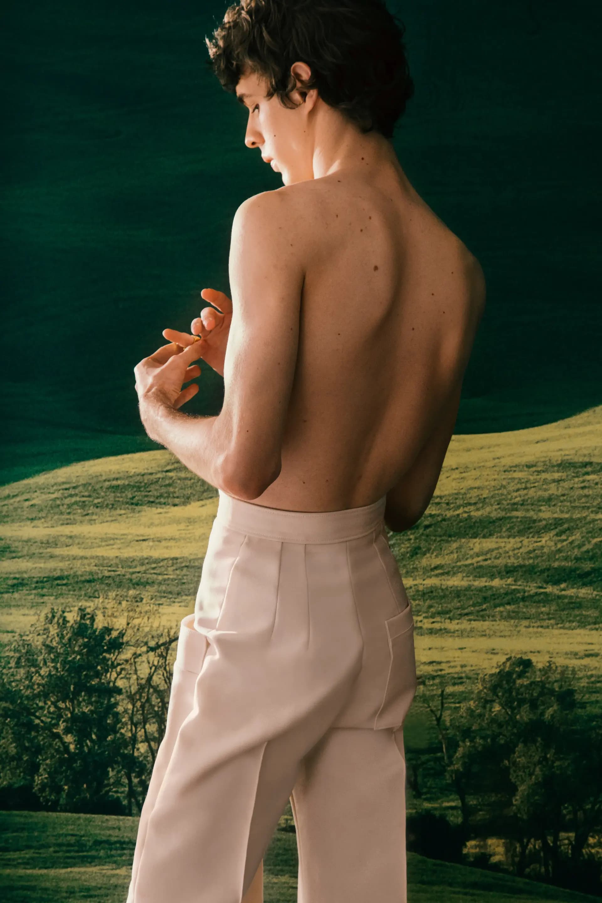 2020 - L'OFFICIEL HOMMES POLÔNIA - 4