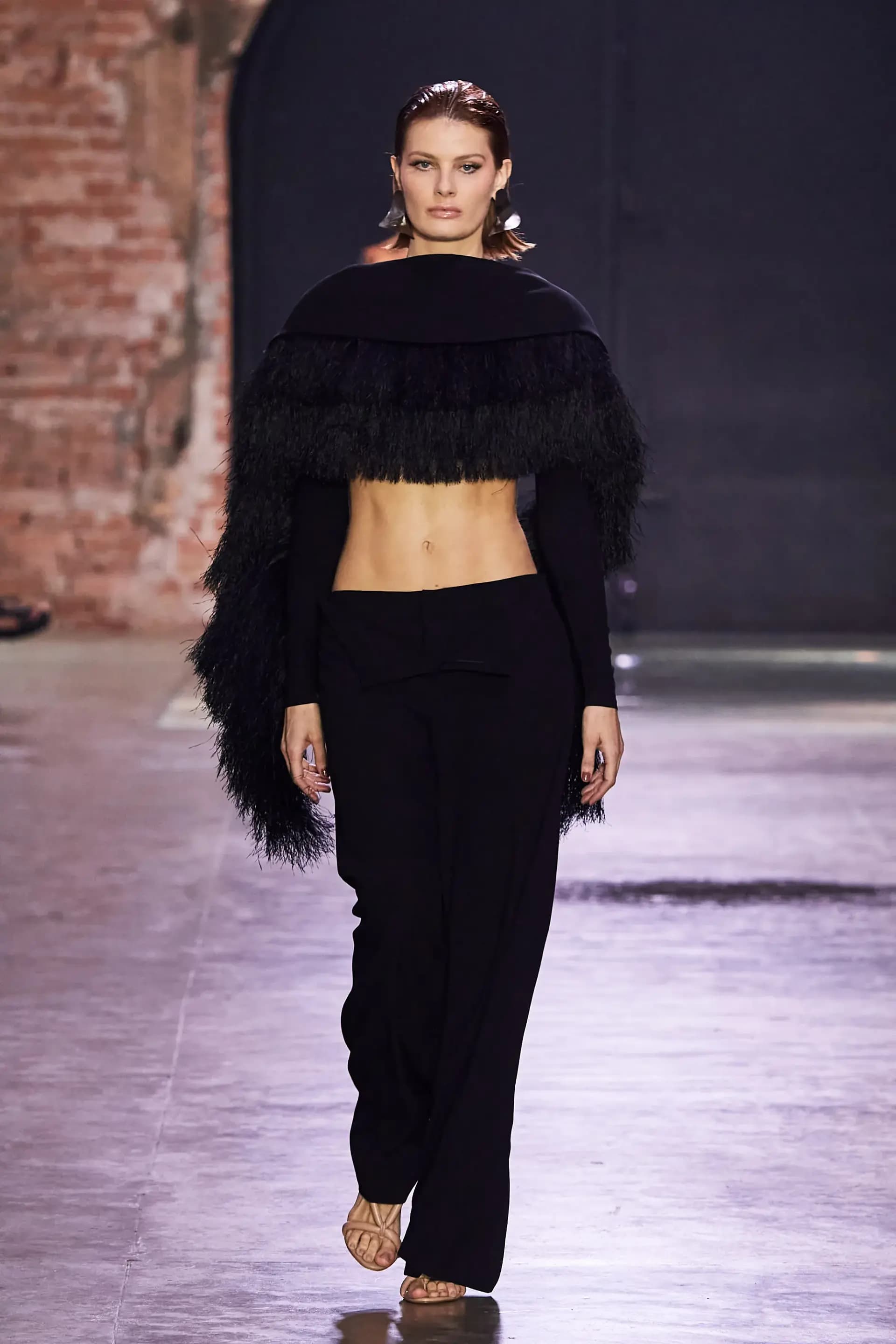 2023- DESFILE LENNY - 0