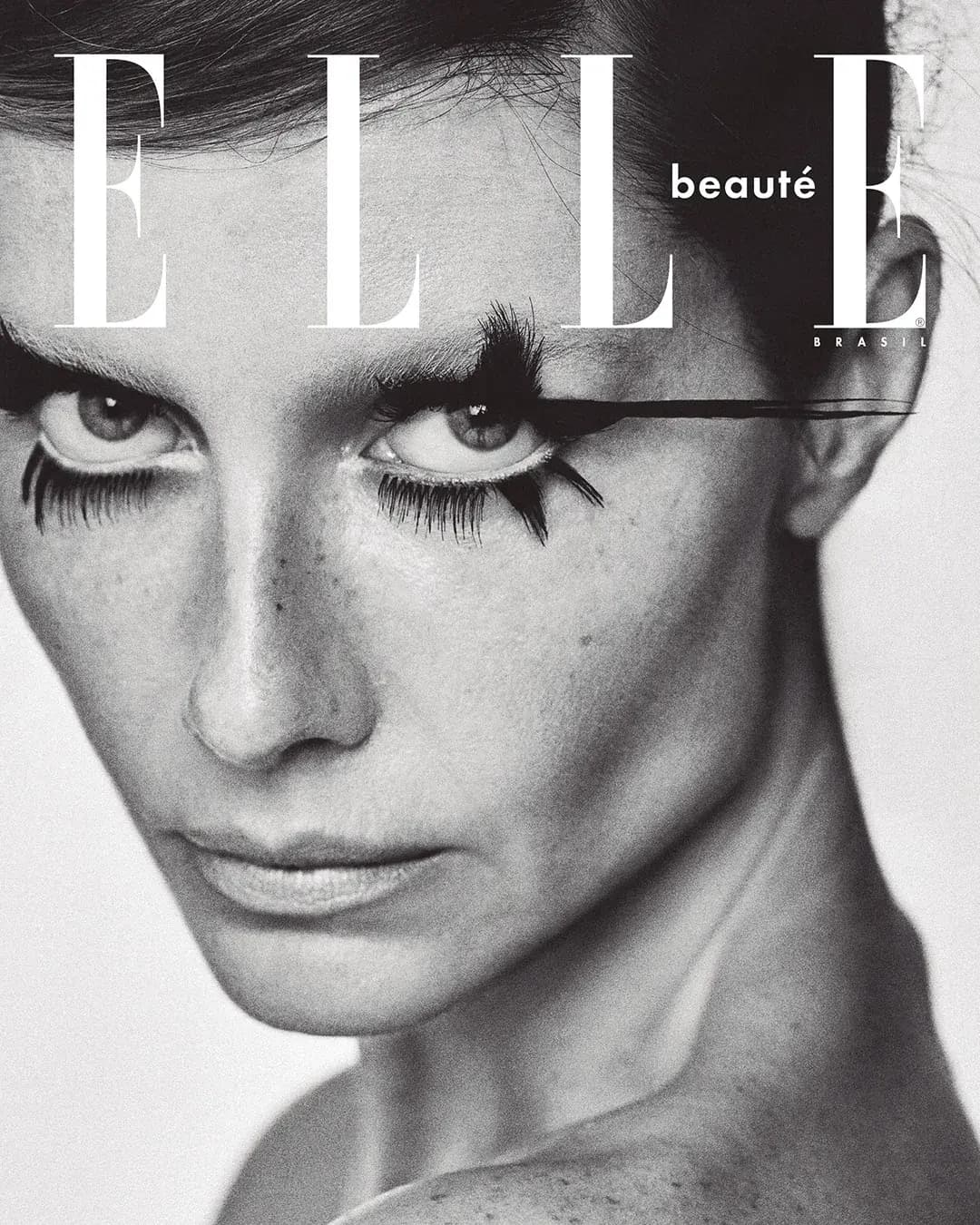 ELLE REVISTA + CAPA - 0