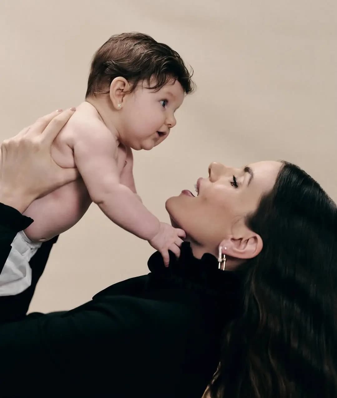 MAI 26 - CAMILA & CLARA PARA #MARIECLAIREBR  - 2