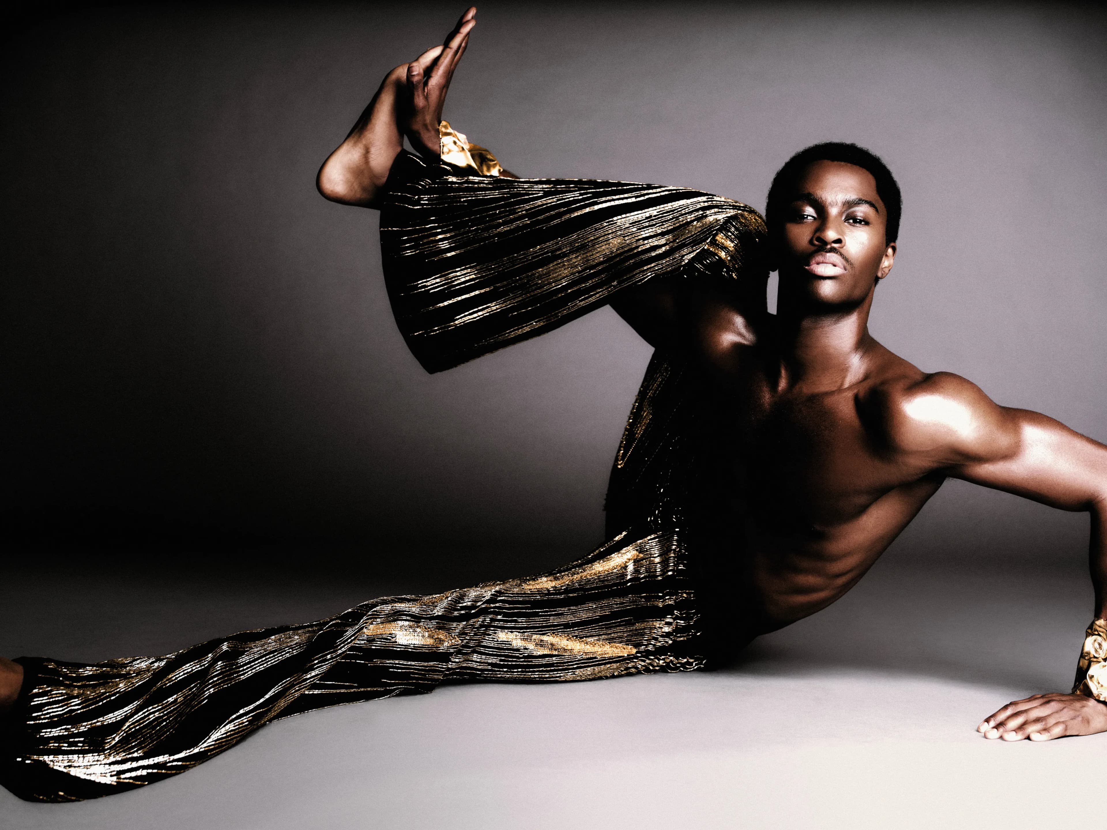 V Magazine 2025, por Lufré