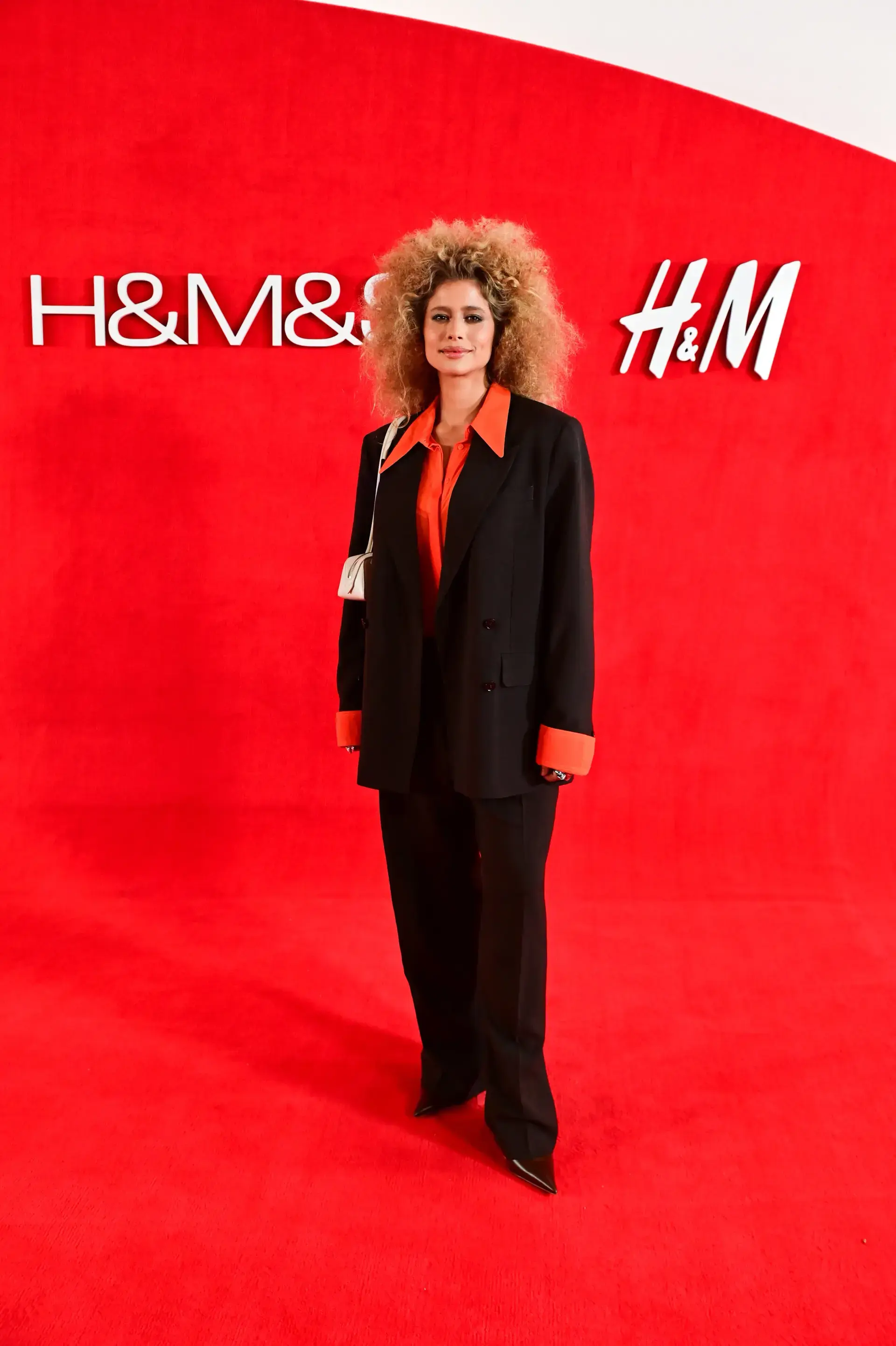 ISADORA CRUZ -H&M