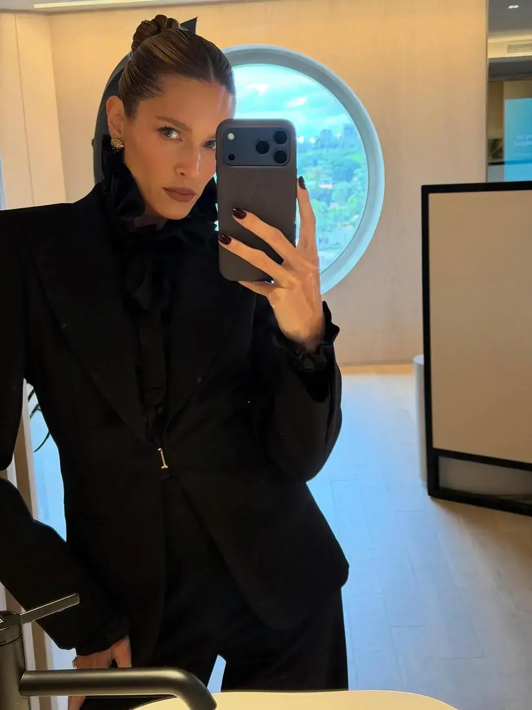 Helena Bordon x Gucci - beauty Jean Ricardo