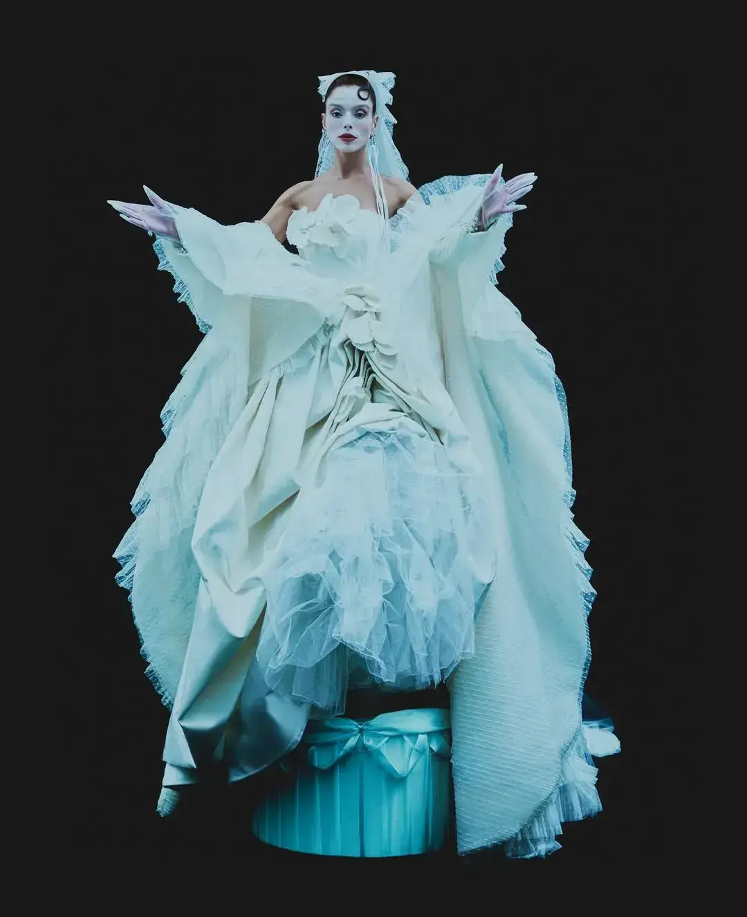 HARPER'S BAZAAR NOIVA BRASIL gallery 3