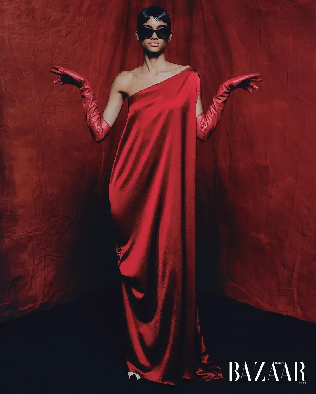 HARPER'S BAZAAR MARÇO 25 gallery 4