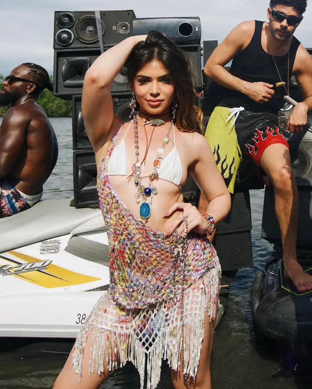 Clipe Jetski - styling Marcell Maia gallery 3