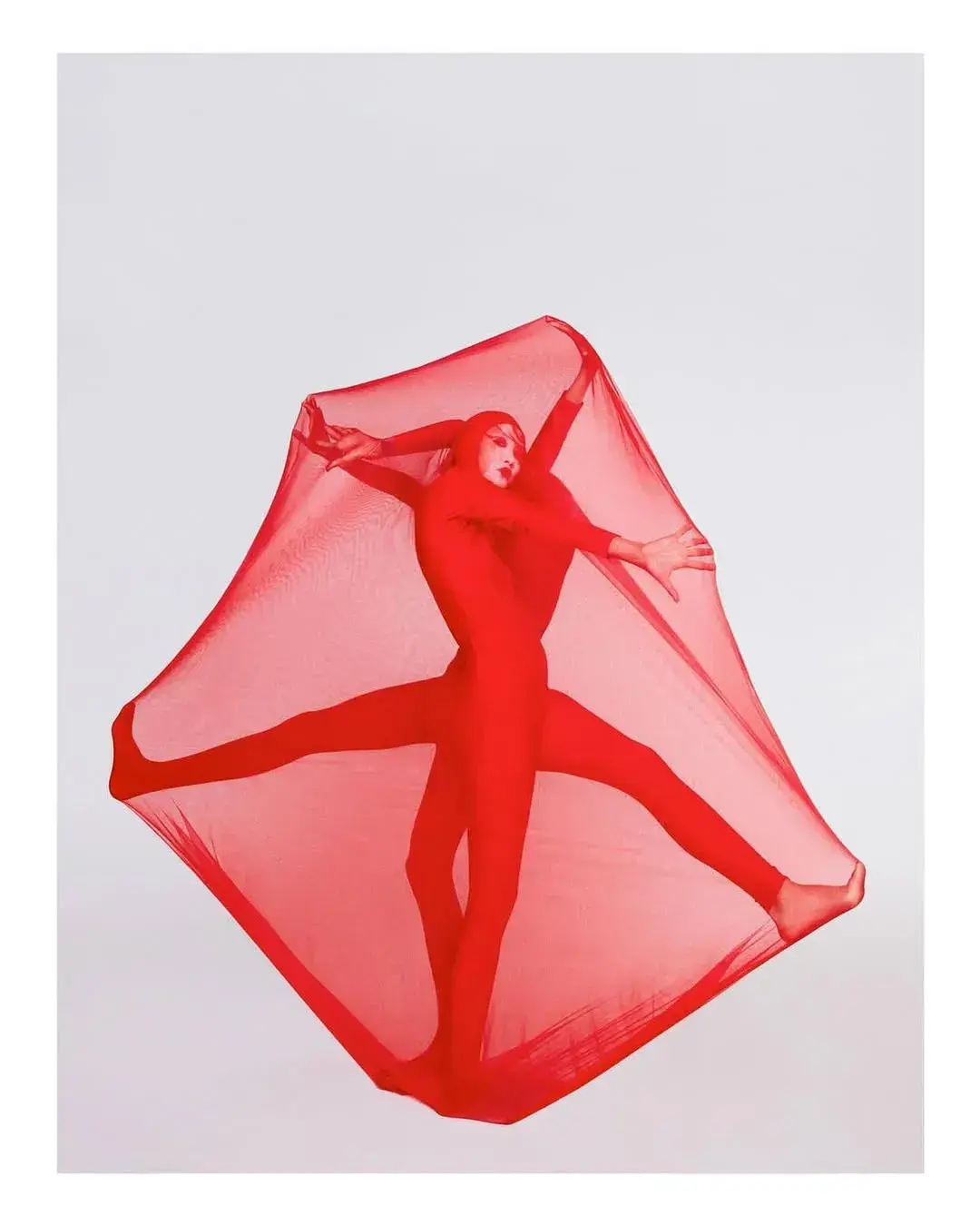 VOGUE PORTUGAL gallery 1