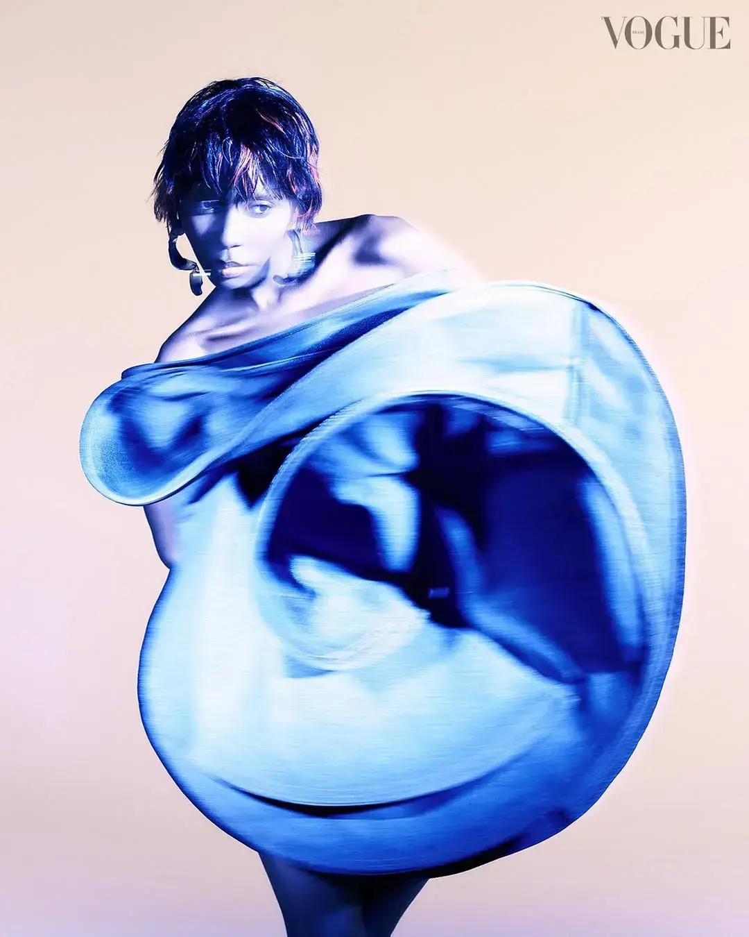 Vogue Brasil Maio 2023 - Styling por Daniel Ueda gallery 3