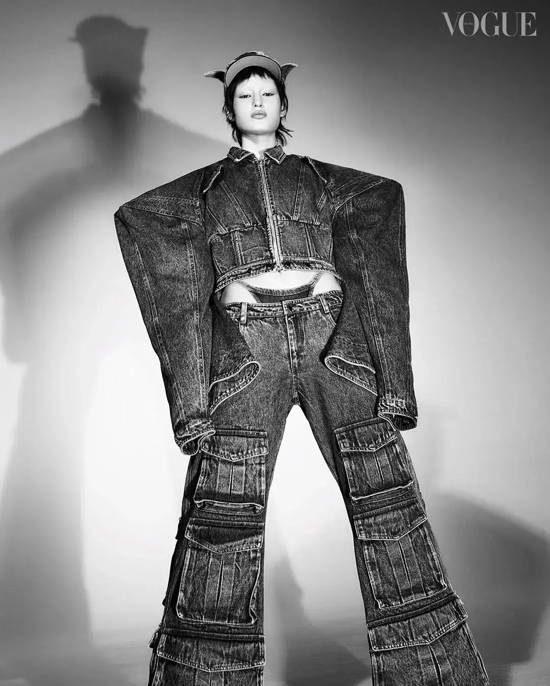 Vogue Brasil Maio 2023 - Styling por Daniel Ueda gallery 8