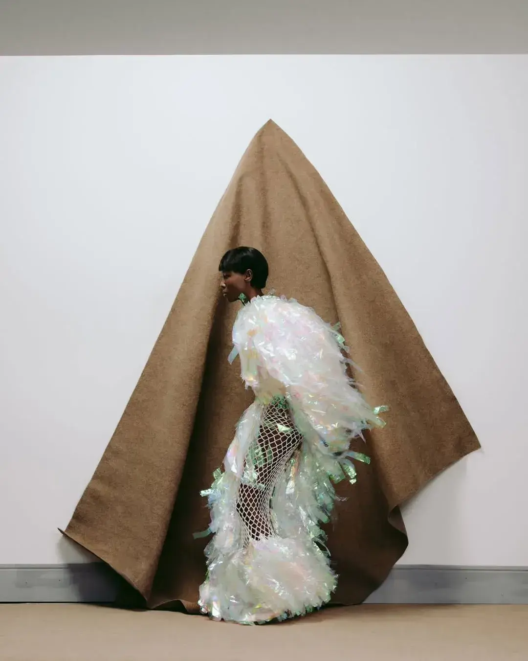 Vogue Brasil Abril 2023 - Styling por Daniel Ueda gallery 2