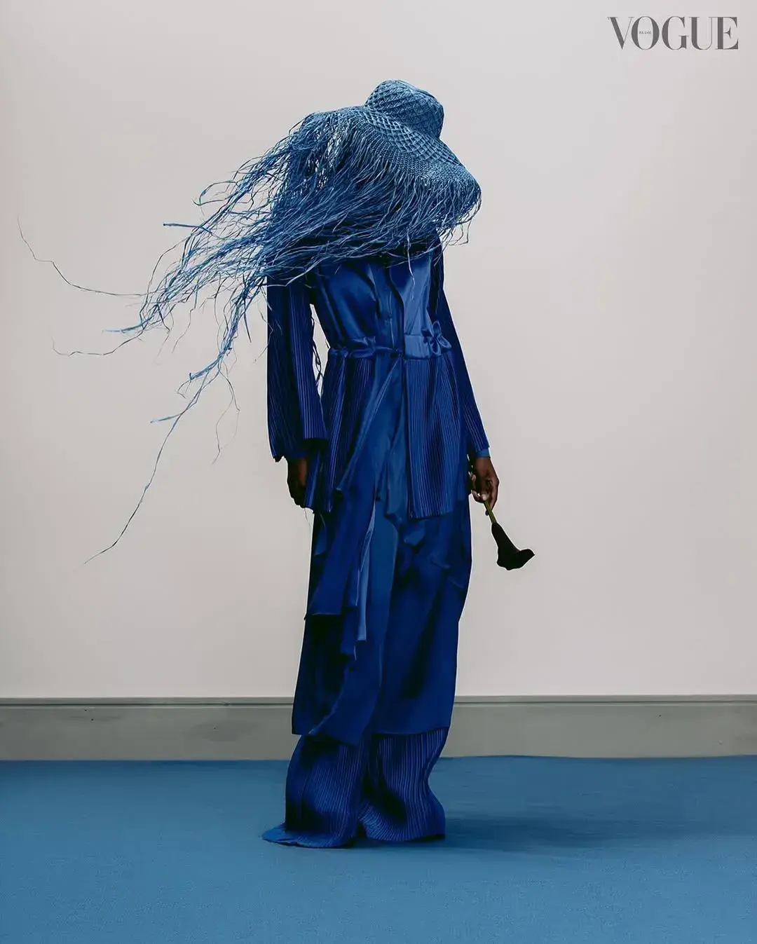 Vogue Brasil Abril 2023 - Styling por Daniel Ueda gallery 4