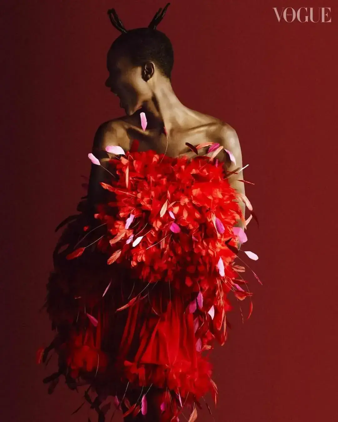 Vogue Brasil - Outubro 24 - Styling por Daniel Ueda gallery 5