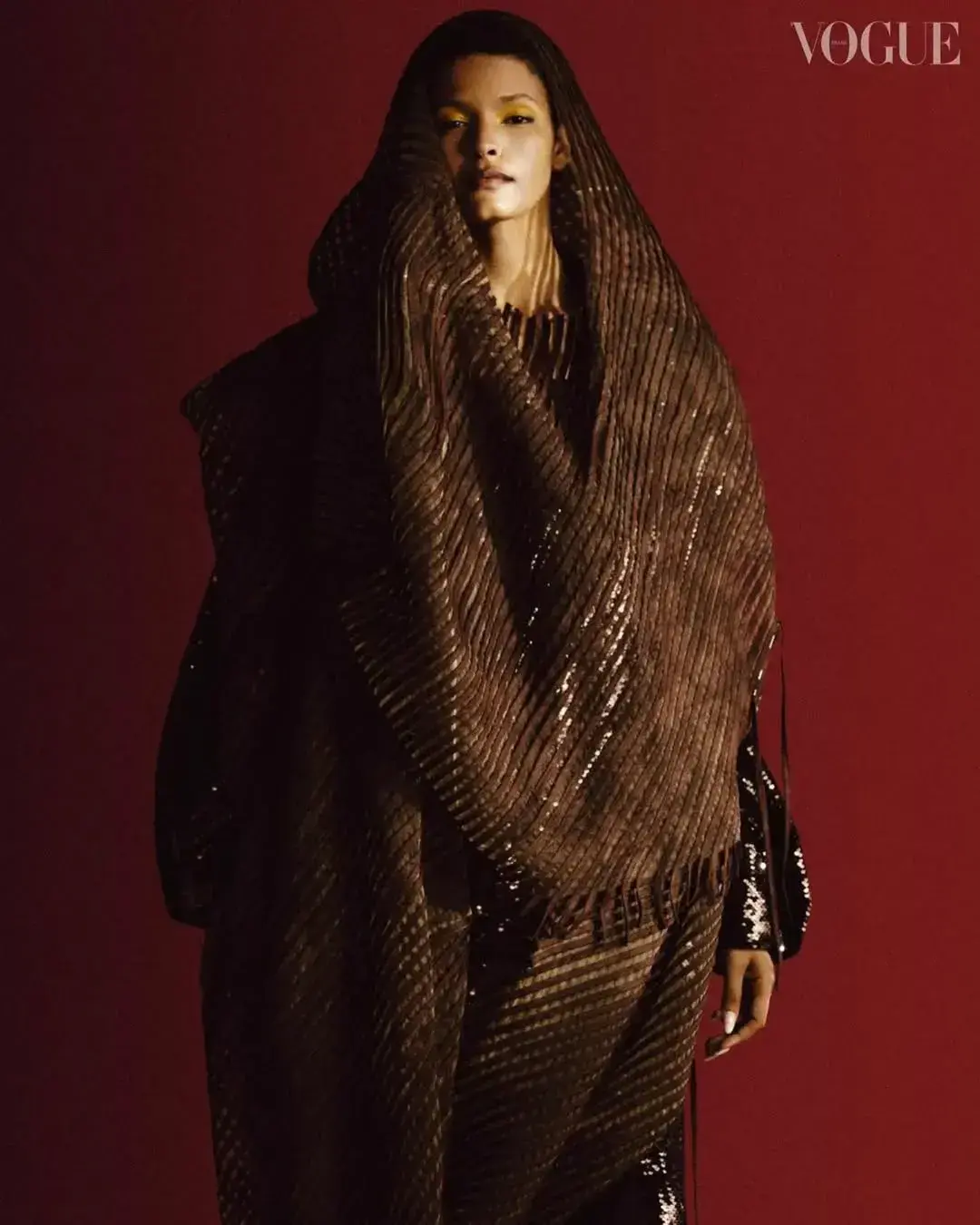 Vogue Brasil - Outubro 24 - Styling por Daniel Ueda gallery 6