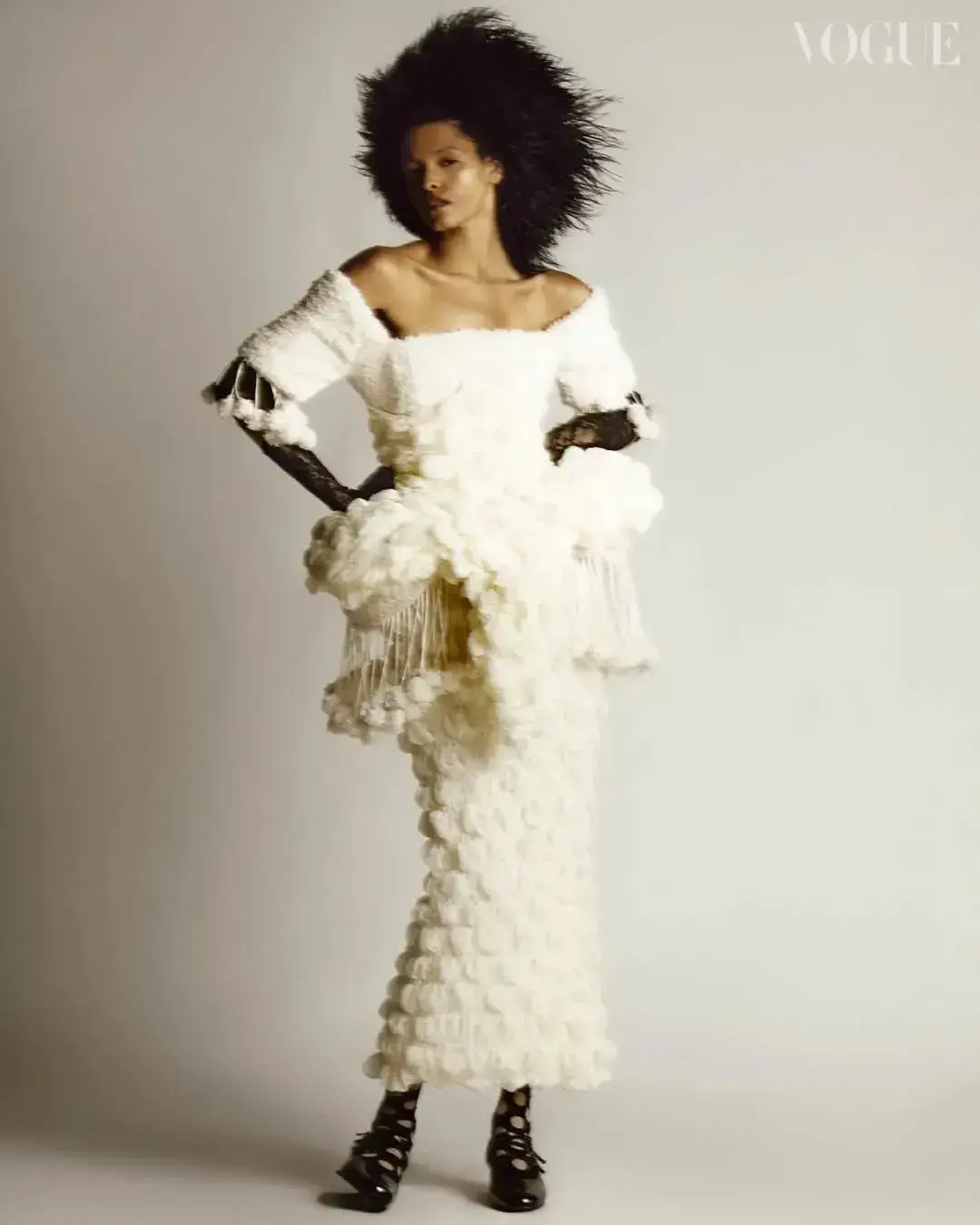 Vogue Brasil - Outubro 24 - Styling por Daniel Ueda gallery 8