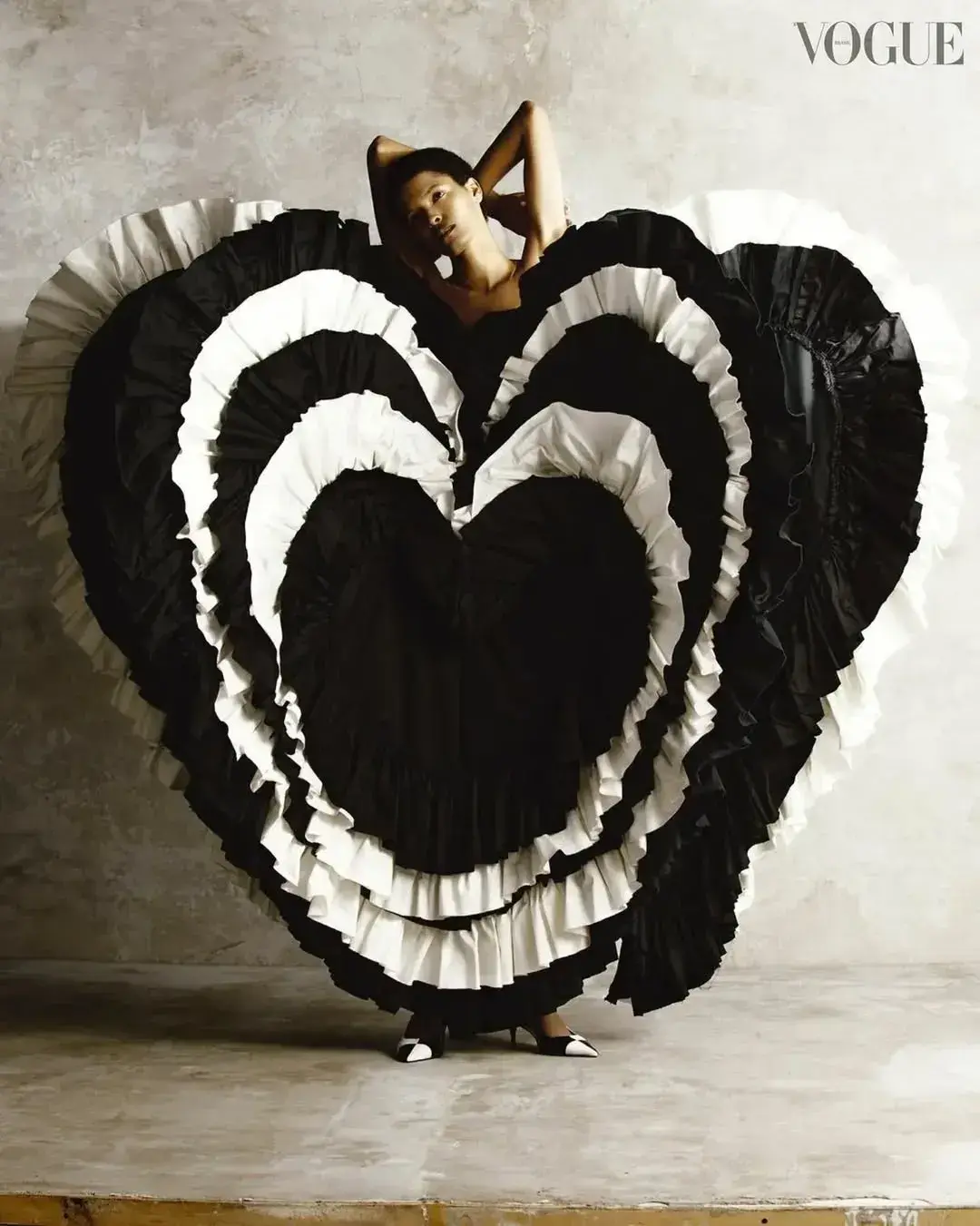 Vogue Brasil - Outubro 24 - Styling por Daniel Ueda gallery 13