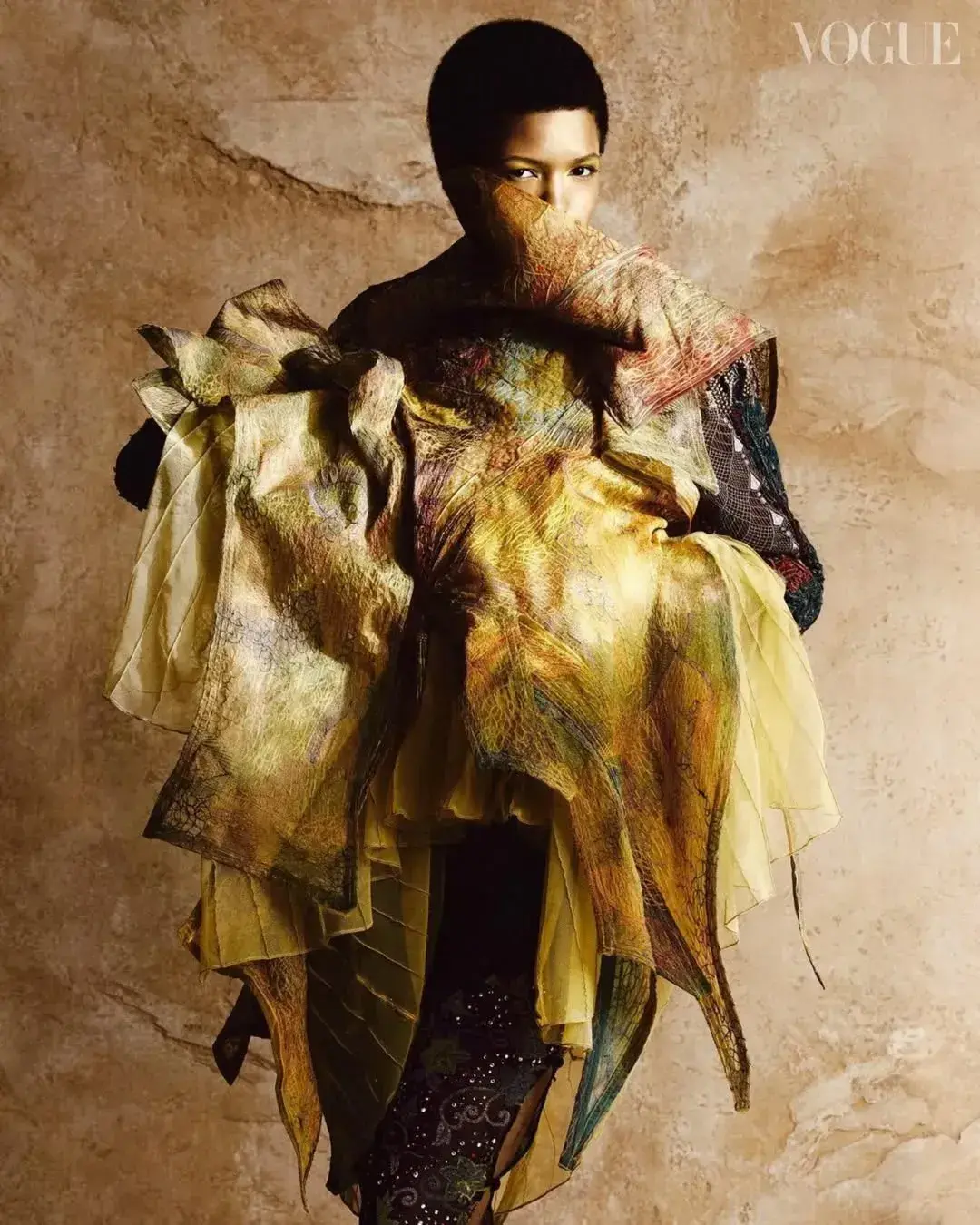 Vogue Brasil - Outubro 24 - Styling por Daniel Ueda gallery 14