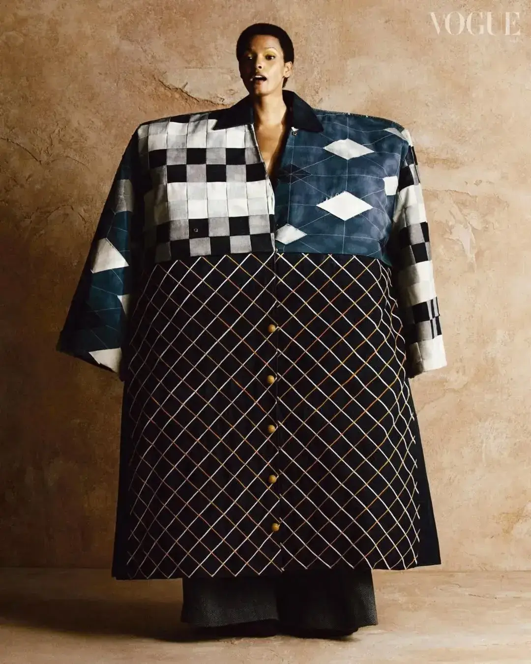 Vogue Brasil - Outubro 24 - Styling por Daniel Ueda gallery 17