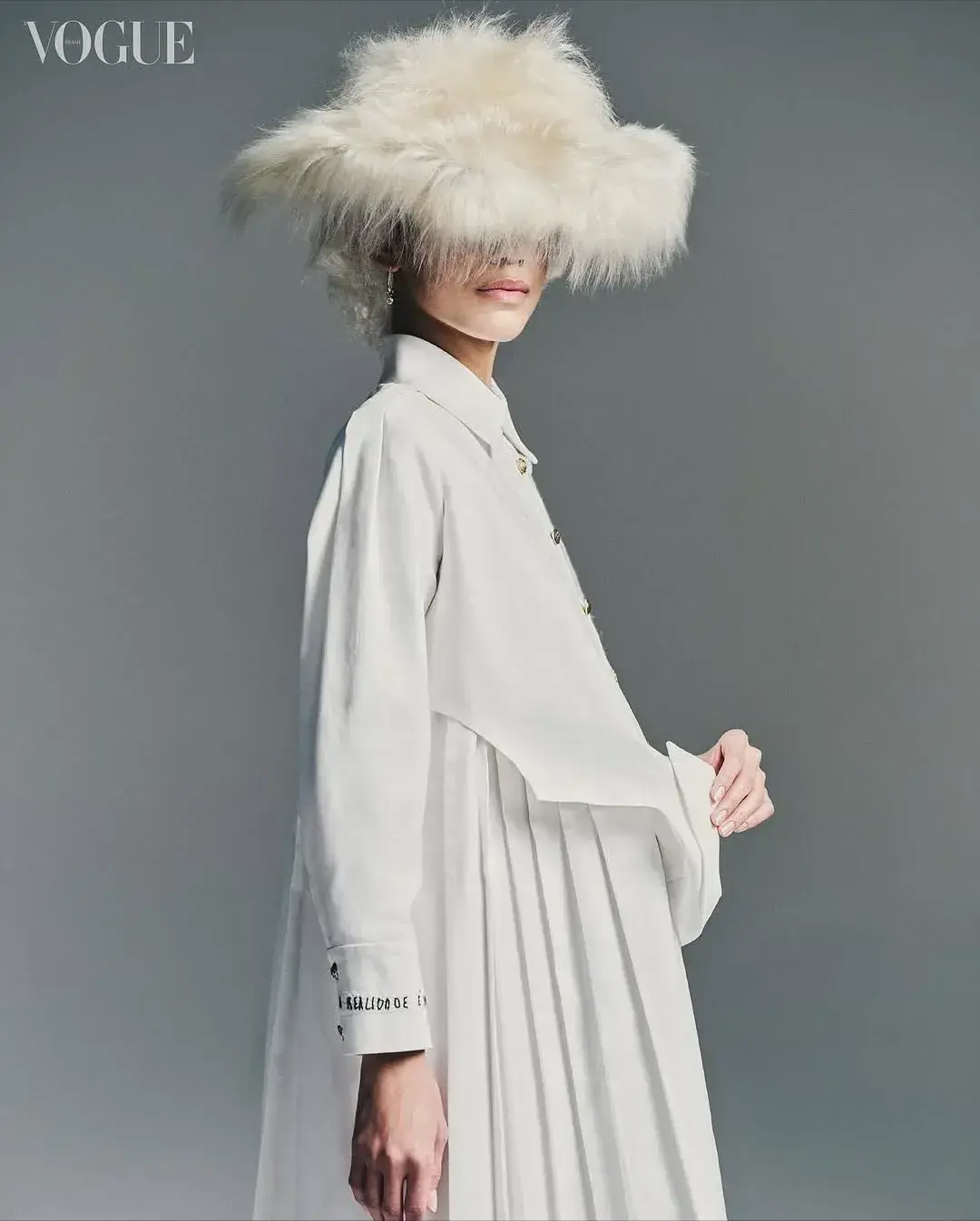 Vogue Brasil - Outubro 2025 - Styling por Daniel Ueda gallery 6