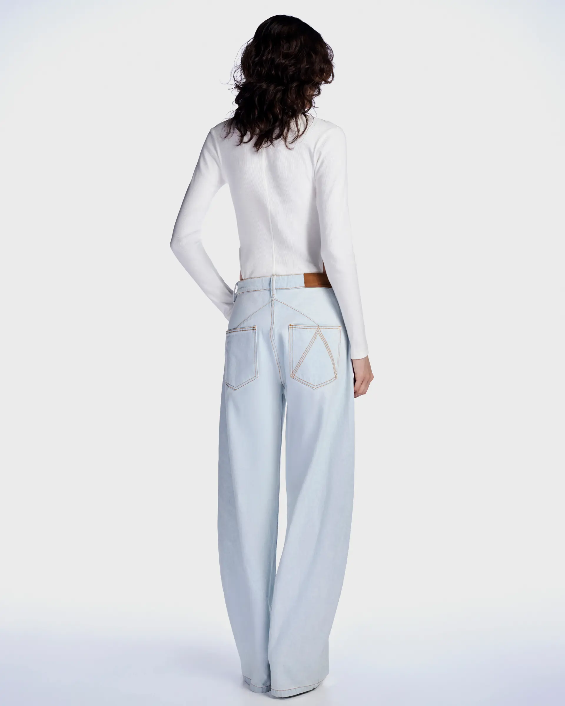 ANDREA BOGOSIAN gallery 38
