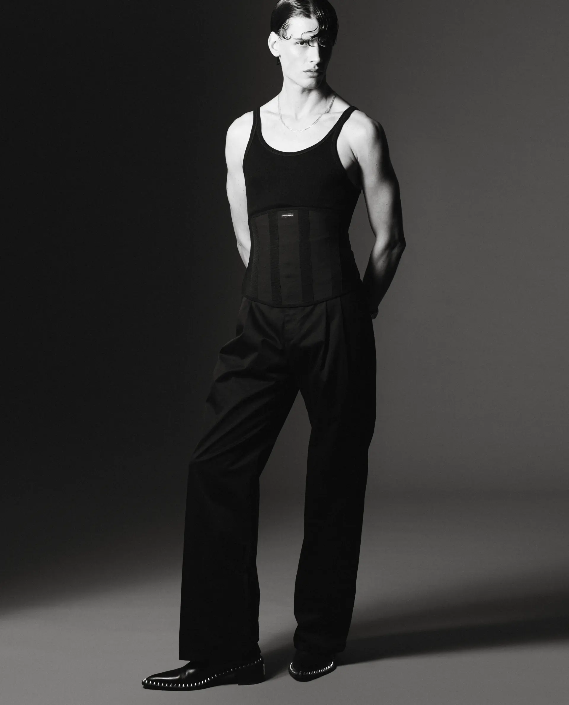 LOFFICIEL gallery 3