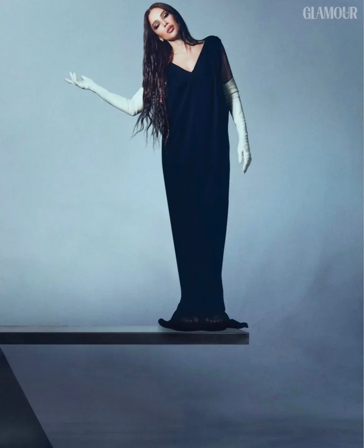 GLAMOUR - ANITTA COM BALENCIAGA POR PIERPAOLO E STEVEN PASSARO gallery 3