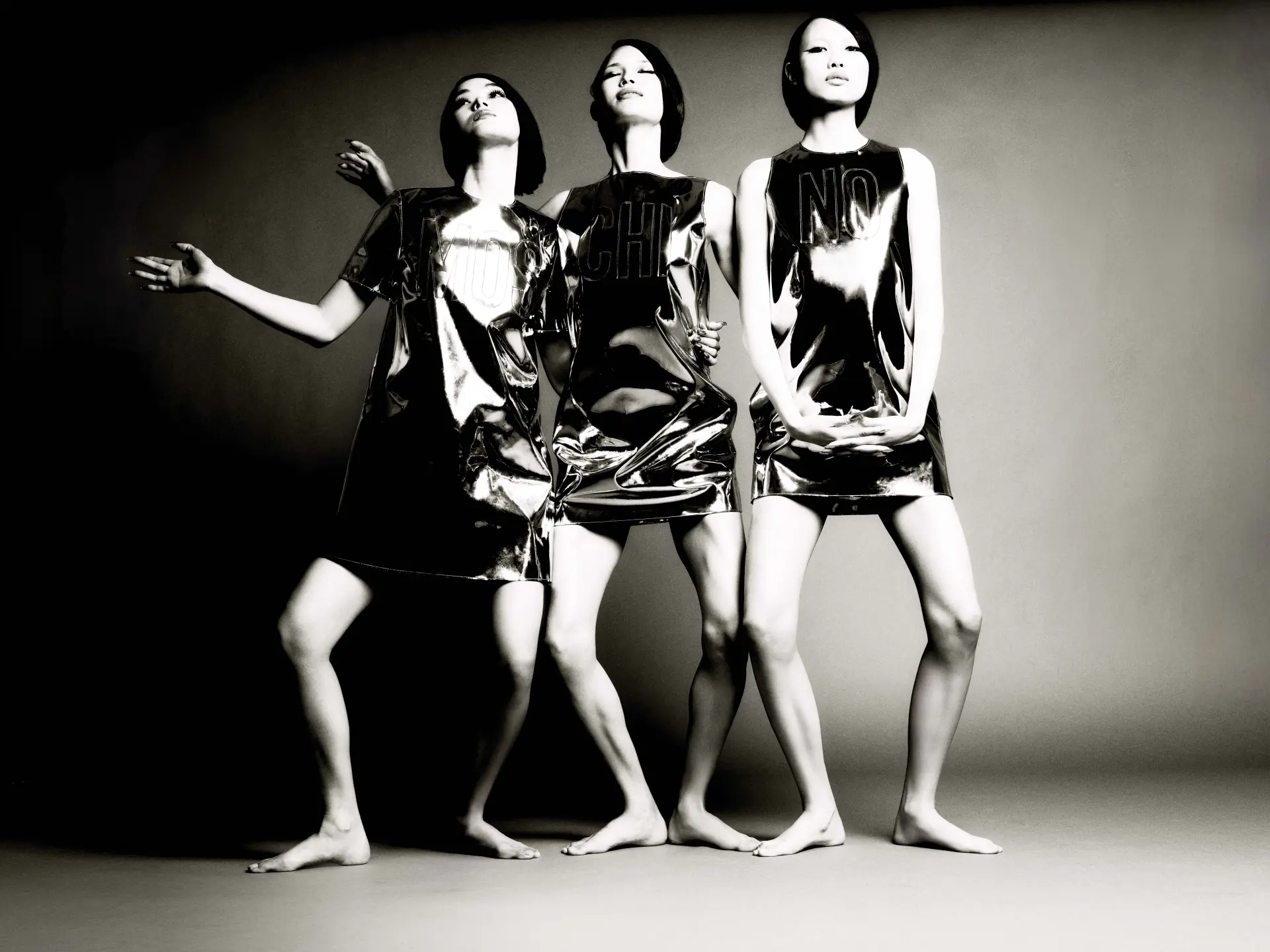 V MAGAZINE gallery 17