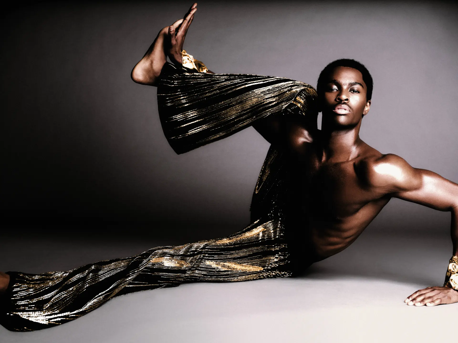 V MAGAZINE gallery 27