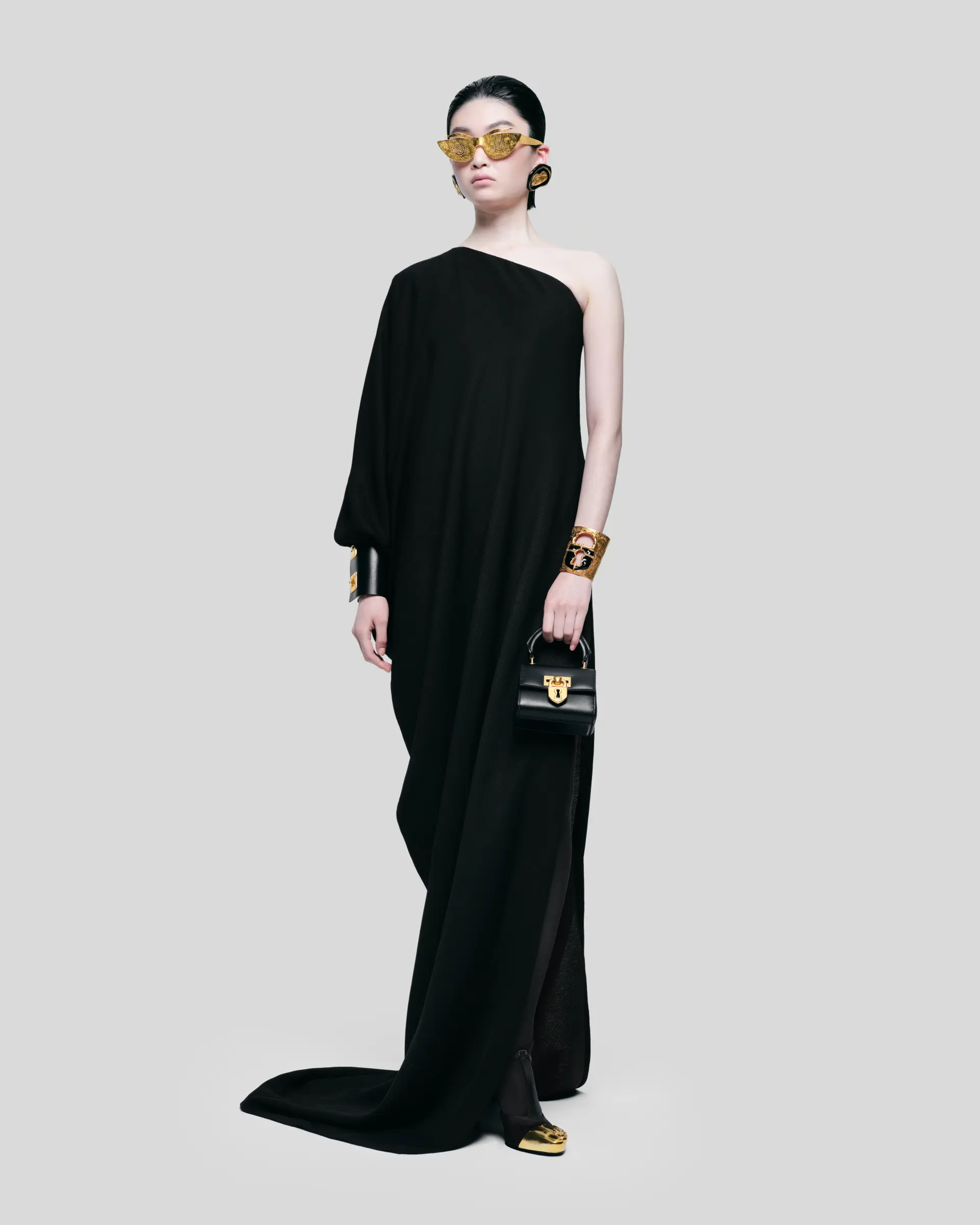 SCHIAPARELLI gallery 20