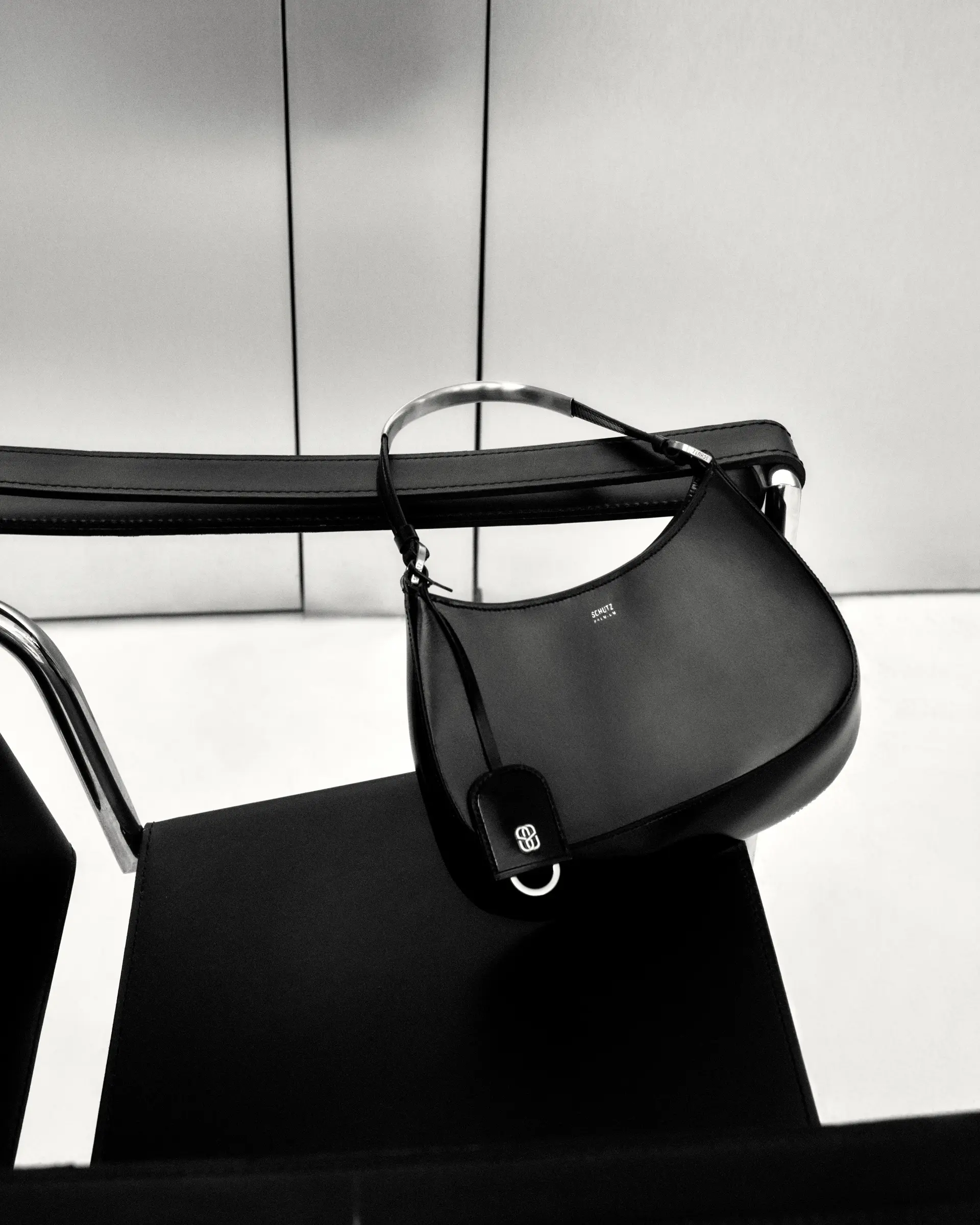 SCHUTZ  gallery 31