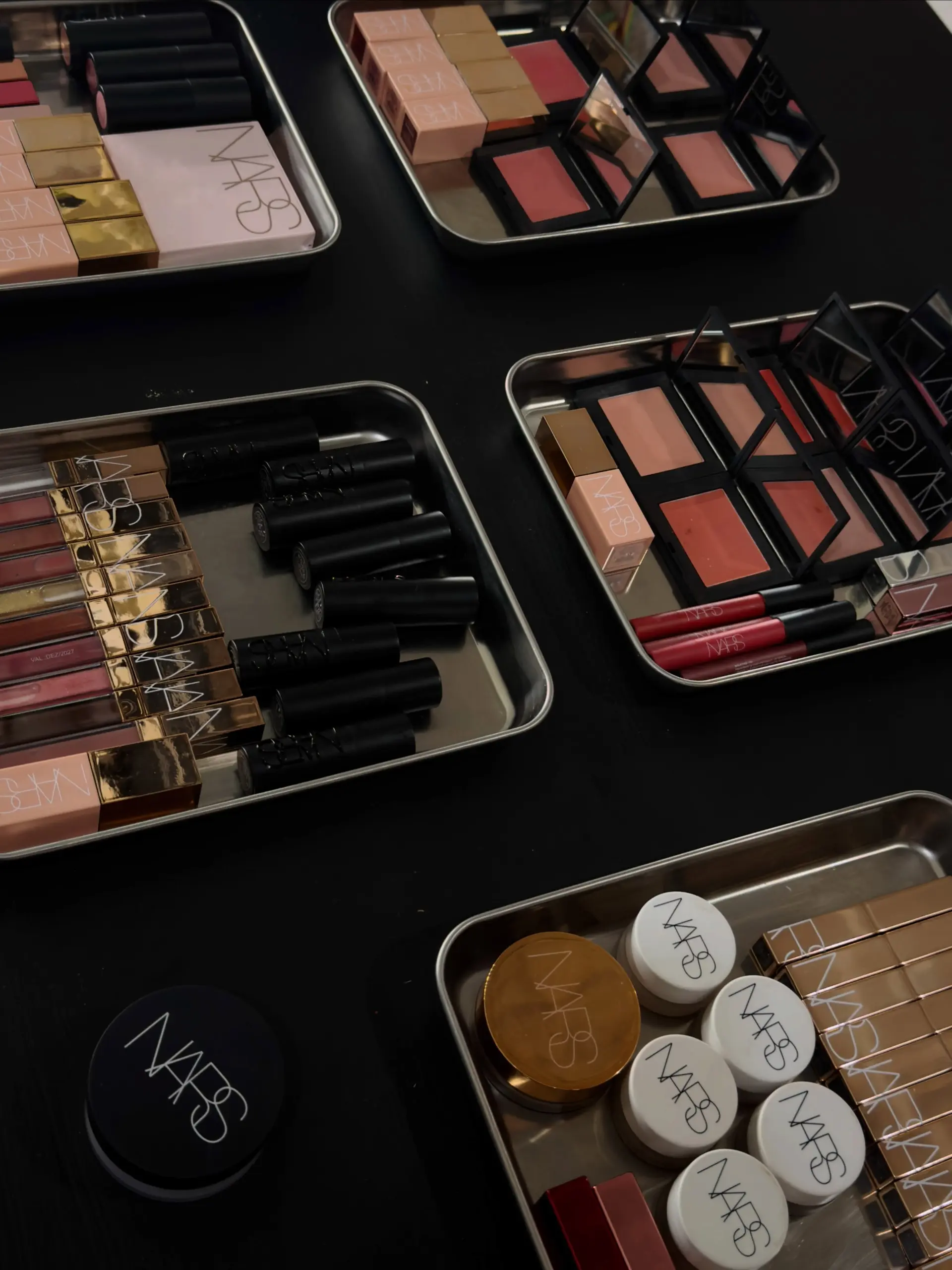 NARS  gallery 4