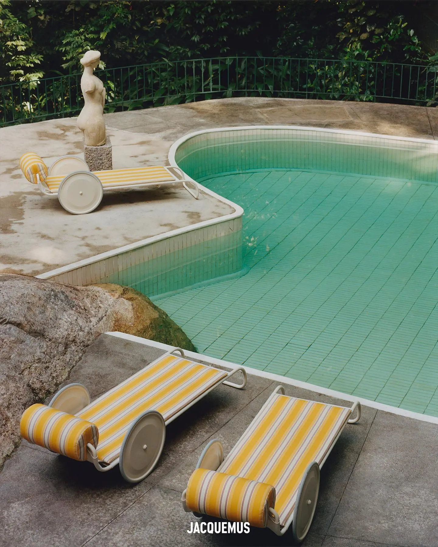 JACQUEMUS  gallery 2