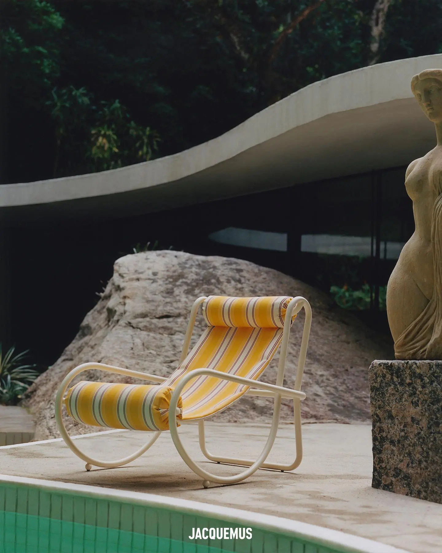 JACQUEMUS  gallery 5
